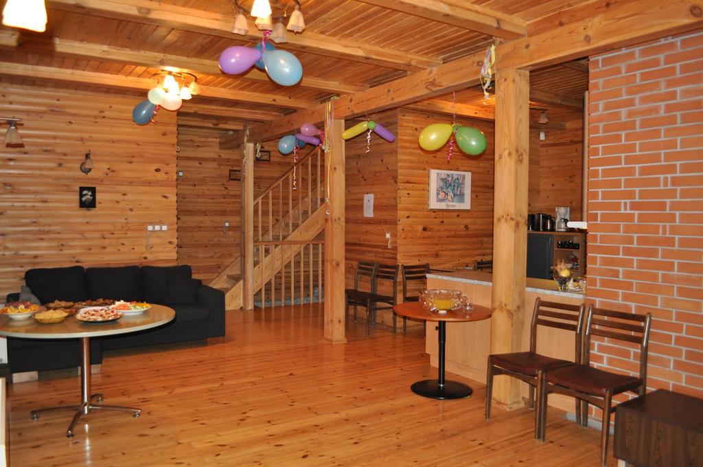 Alevi Holiday Home With Sauna Tallinn Buitenkant foto